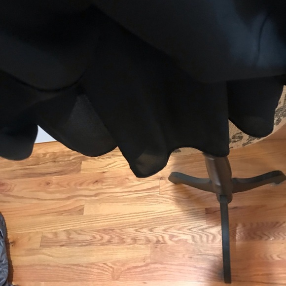 ▪️CYNTHIA ROWLEY Pleated Neckline Blouse - Picture 8 of 11